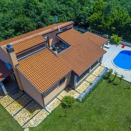 Вилла Lucia